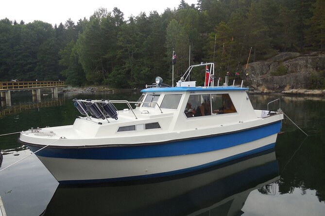 Fishing in Oslo Fjord - Cooking and Sharing a Meal Onboard