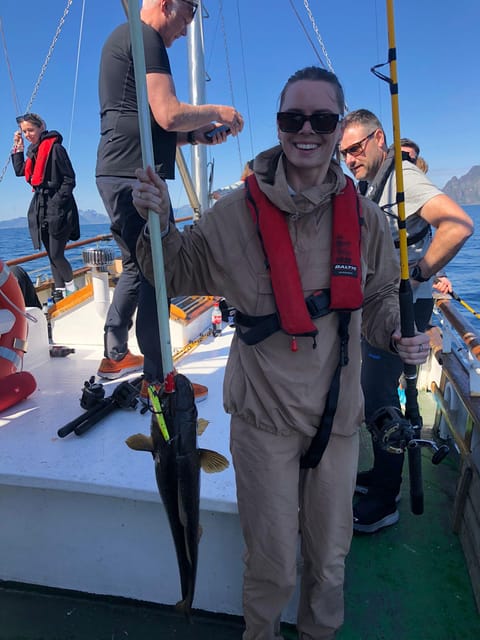 Fishing trip from Henningsvær + free (self caught) fish soup - Scenic Drive to the Fishing Spot