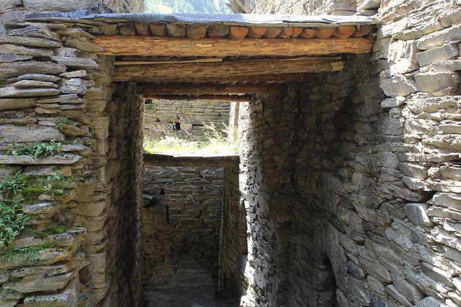 Five days tour to Khevsureti (Abudelauri lakes) & Kazbegi with hikes. - Day 4: Hiking in Juta Gorge with Mountain Views