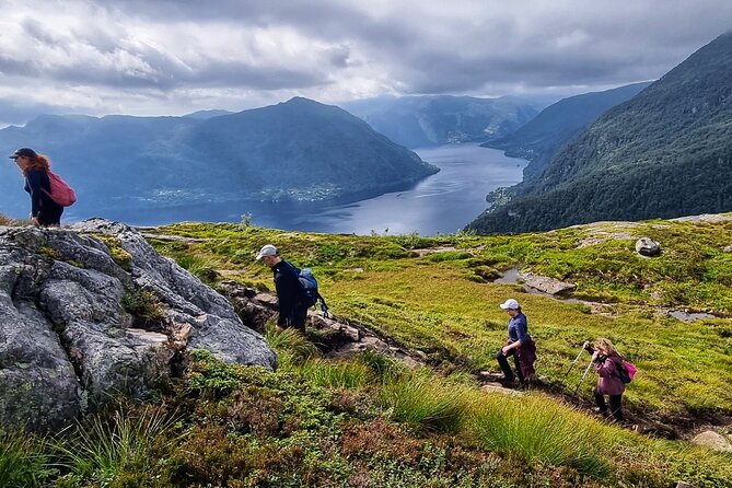 Fjord Hiking - Public tour - Bergen’s Scenic Starting Point and Pick-up Logistics