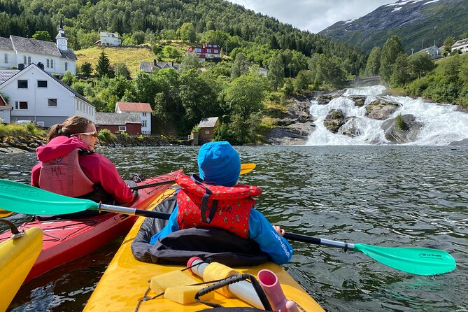 Fjord paddle in Hellesylt - Half Day Kayaking Tour - Explore the Fjord from a Kayak in Hellesylt for a Unique Norweigan Adventure