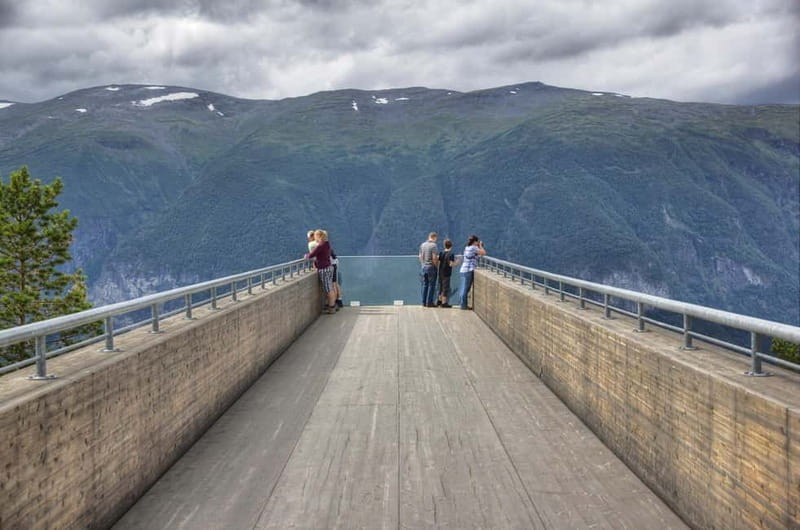 Flåm: Stegastein, Stalheim, and Gudvangen Scenic Coach Tour - Starting in Flåm: From the Pier to Norway’s Scenic Heartland
