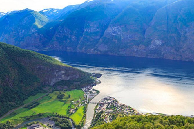 Flam: The Spectacular Stegastein Viewpoint Tour (Small Group) - Scenic Viewpoint Tour from Flam to Stegastein in Norway