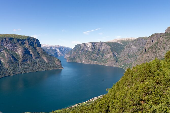 Flam: The Spectacular Stegastein Viewpoint Tour (Small Group) - Practical Tips for Visiting Stegastein