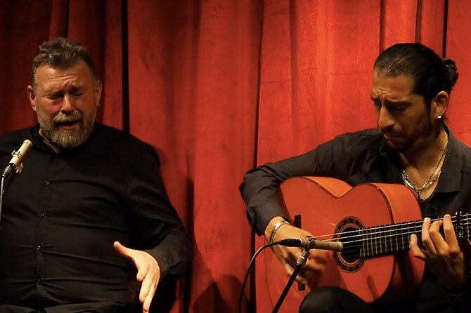 Flamenco Casa Sors & Guitar Museum with Optional Drink or Dinner - The Experience: From the Show to the Museum Tour