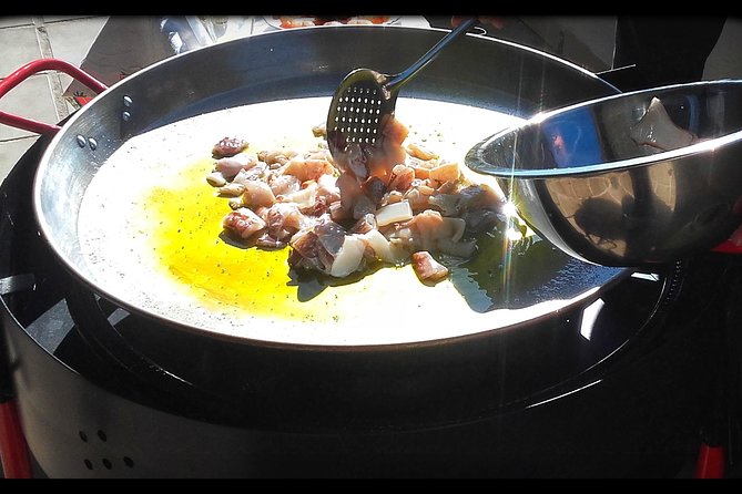 Flamenco Lessons and Paella Lunch - Wine Tasting and Beverage Options During the Meal