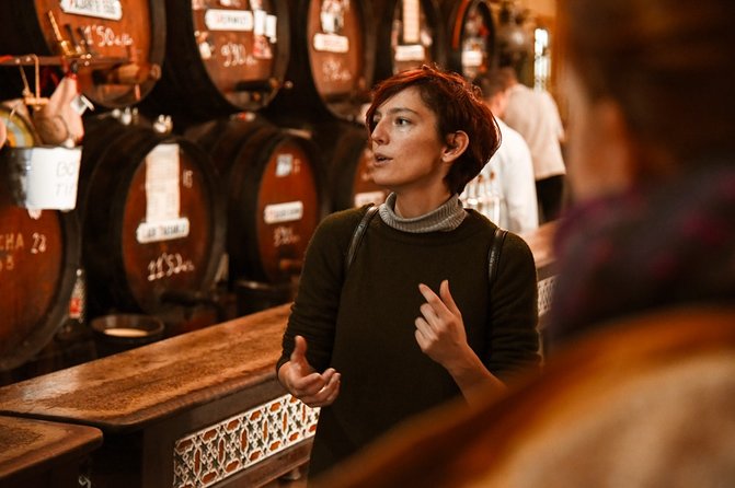 Flamenco, Tapas and Wine Tour: Best of Málaga in one Evening - Practical Details and Accessibility