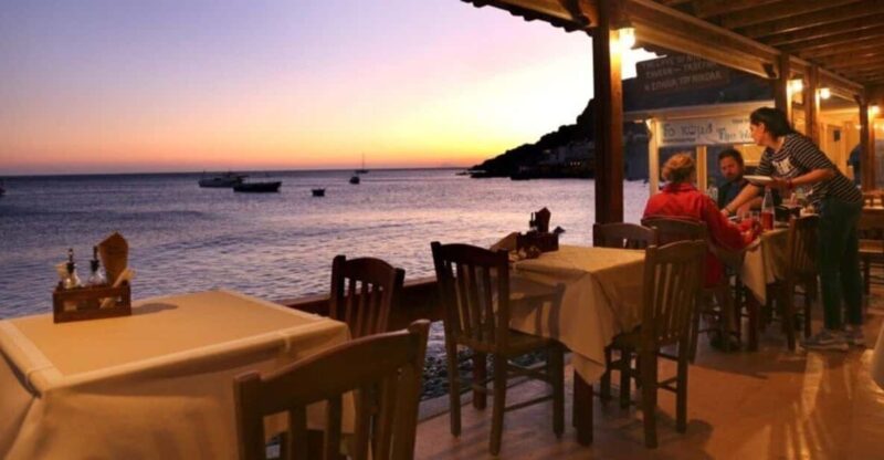 Flavors of Santorini - Dining at a Seaside Family-Owned Tavern