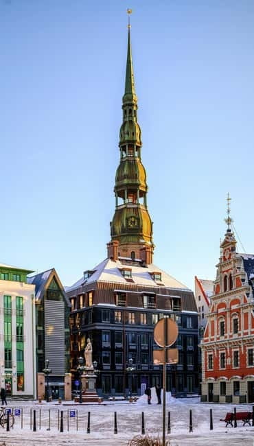 Flavours of Riga: Food, History & Hidden Gems Tour - Key Points