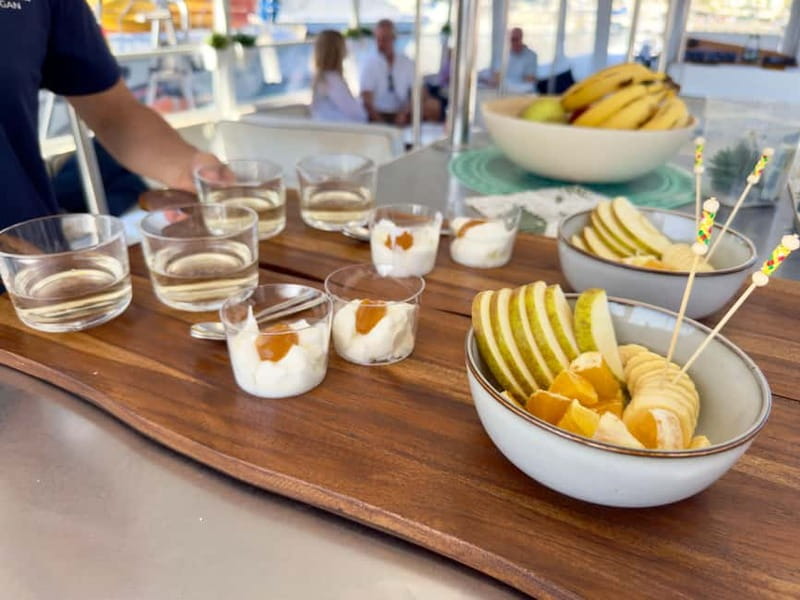 Flavours of the Canaries: Wine & Local Delicacies Tasting - Dockside Setting Provides a Scenic and Laid-back Atmosphere