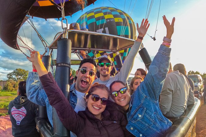 Flight in Balloon Teotihuacan+Archaeological Zone+ Breakfast in CUEVA - Key Points