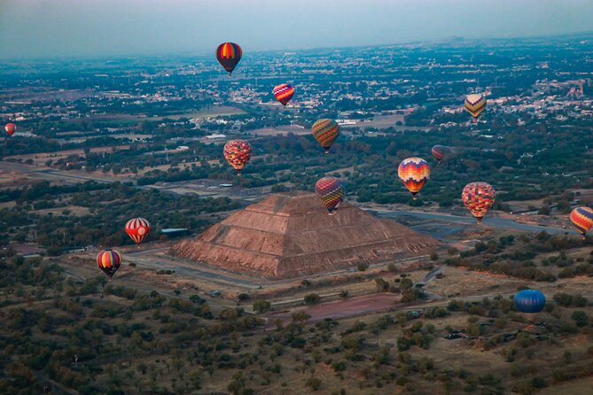 Flight + Transportation + Breakfast + Tour and Pyramid Ascent. - Experience the Best of Teotihuacan with Flight, Food, and Guided Tours
