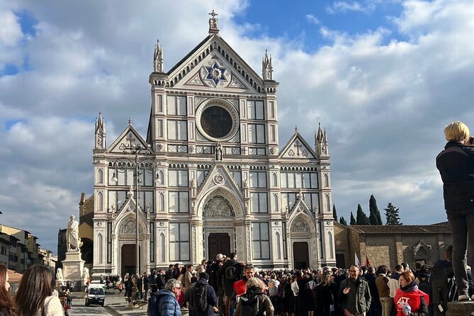 Florence: 1.5-hour Santa Croce guided experience - The Cost and What’s Included