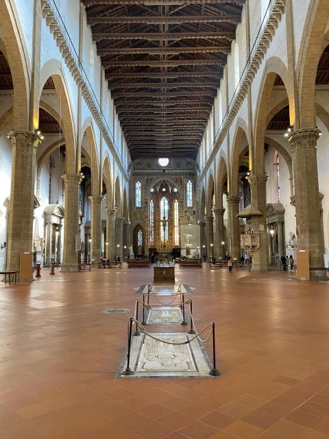 Florence: 1.5-hour Santa Croce Guided Experience - Insights from Knowledgeable Guides Praised for Passion and Clarity