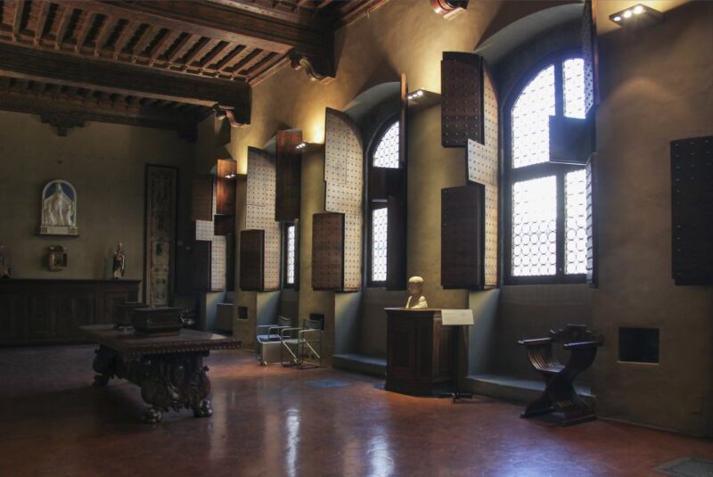 Florence: 1-Hour Private Tour of an Ancient Florentine House - Discover the Historic Palazzo Davanzati in Florence