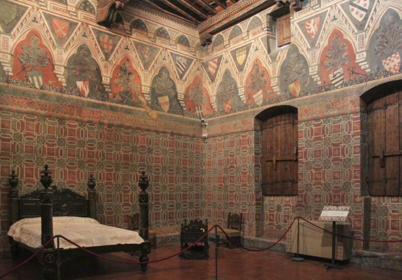 Florence: 1-Hour Private Tour of an Ancient Florentine House - Who Will Appreciate This Tour Most