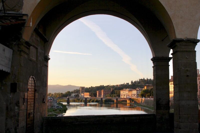 Florence: 2.5 hour Audio Guided Walking Tour led by Host - Practicalities: Accessibility, Timing, and Support