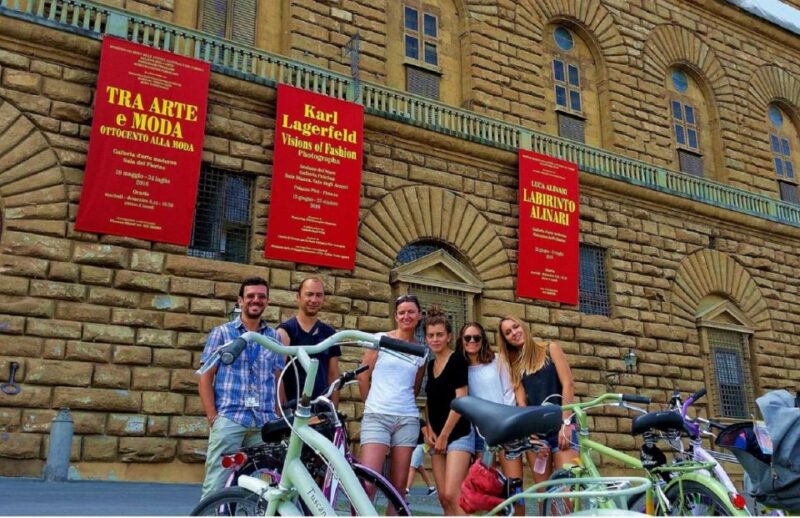 Florence: 2-Hour Bike Tour - The Meeting Point at Piazza Della Signoria Sets the Scene