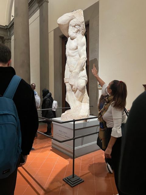 Florence: Accademia Gallery Guided Tour and Priority Entry - Practicalities: Meeting Point, Timing, and Accessibility