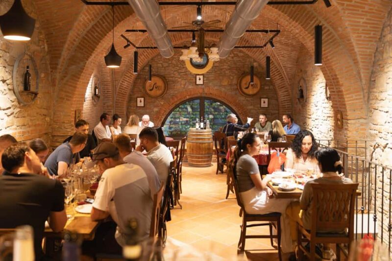 Florence: Accademia Gallery Tour & Wine Tasting - Key Points