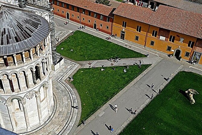 Florence and Pisa from Rome: Full Day Small Group Tour - Pisa’s Piazza dei Miracoli and Its Famous Structures