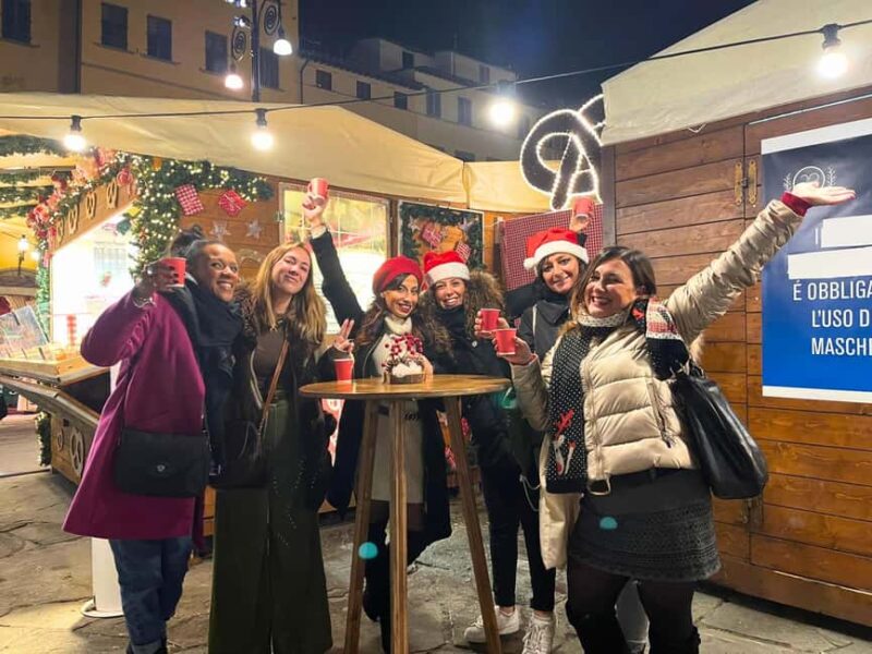 Florence: Arezzo & Montepulciano Christmas Markets Tour - Visiting Arezzo’s decorated streets and Christmas market