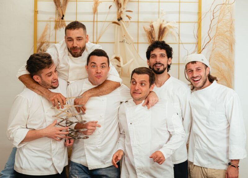 Florence: Art of Pasta Cooking Workshop with Food and Wine - The Intimate and Engaging Class Atmosphere