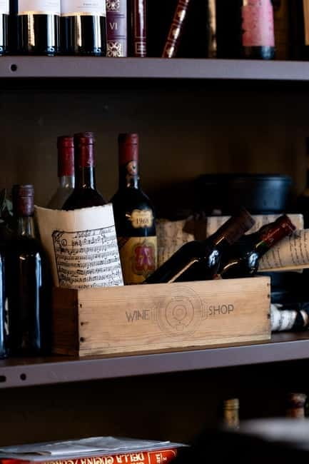 Florence: Authentic Pizza & Gelato Experience+Unlimited Wine - Logistics and Practical Details