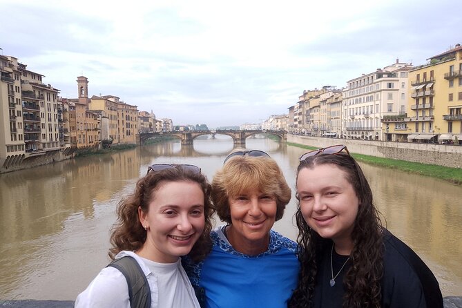 Florence Basilica of San Lorenzo and Medici Chapel Walking Tour - Crossing the Iconic Ponte Vecchio and Visiting Via Capaccio