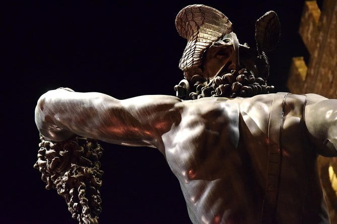 Florence by Night Guided Tour - Crossing the Ponte Vecchio