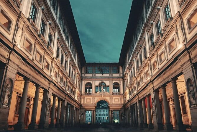 Florence: City Highlights & Historic District Guided Walking Tour - Practicalities: Meeting Point, Group Size, and Accessibility