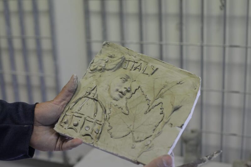 Florence: create your own personalized plaster cast - Create a Personalized Plaster Cast in Florence: An Artistic Keepsake