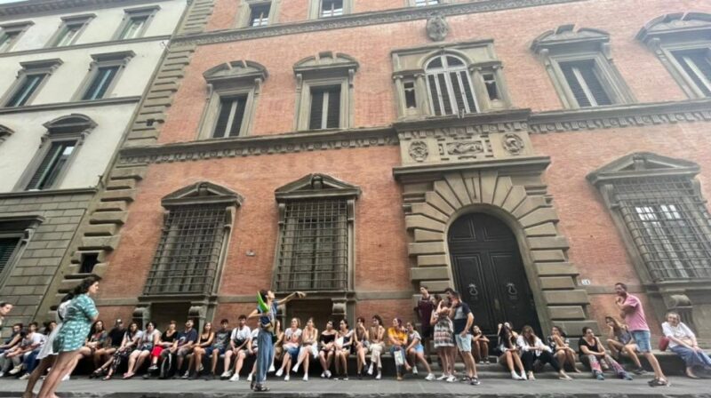 Florence: Dark Mysteries and Legends Guided Walking Tour - Key Points