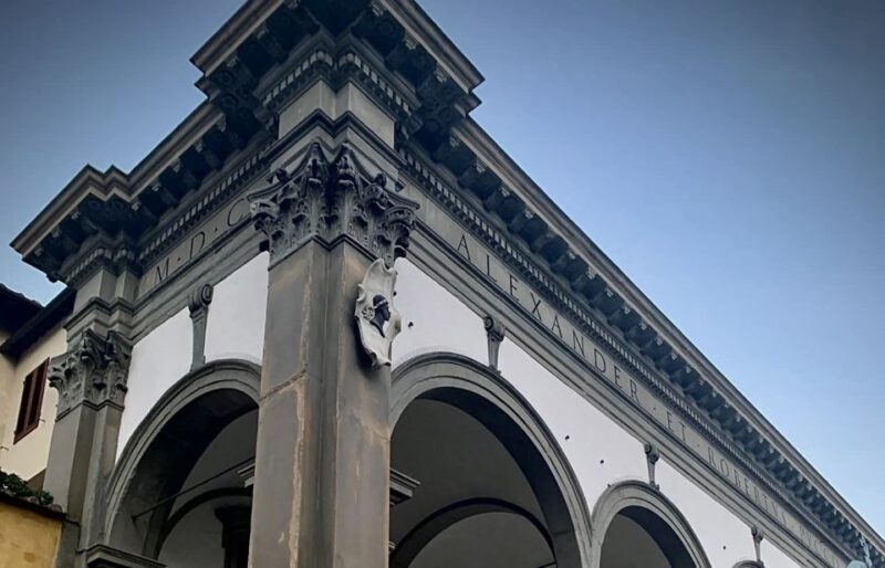 Florence: Dark Mysteries and Legends Guided Walking Tour - Crossing the Ponte Vecchio with Its Dark Tales