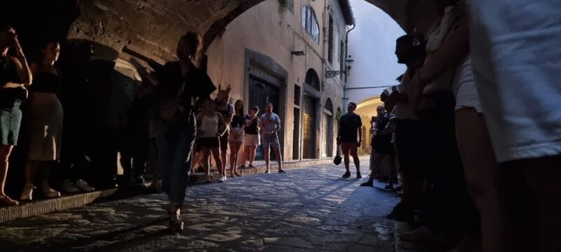 Florence: Dark Mysteries and Legends Guided Walking Tour - The Guide’s Approach and Tour Atmosphere