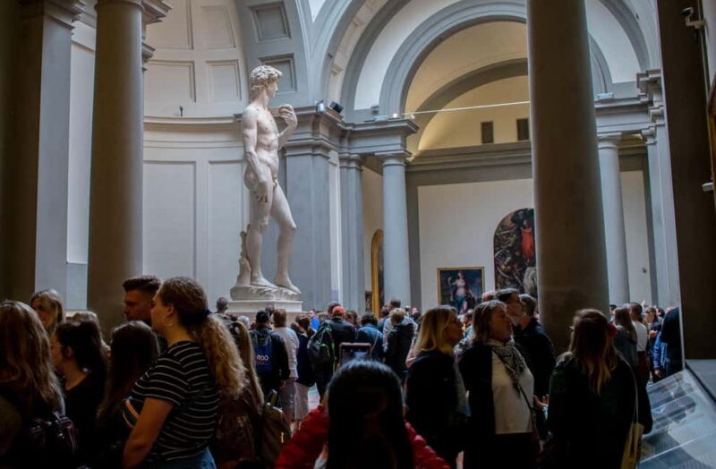 Florence: David Skip the line entry tickets & VR guide - Exploring the Musical Instruments Department and Renaissance Paintings