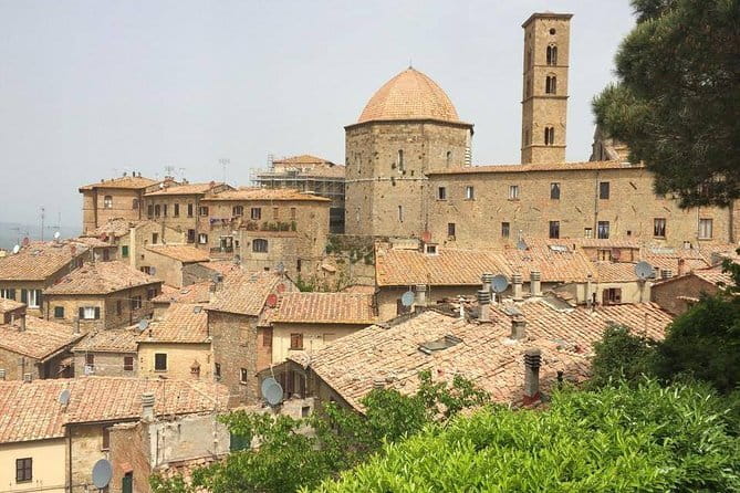 Florence Day Trip to Volterra and San Gimignano - Consistency and Praise from Past Guests