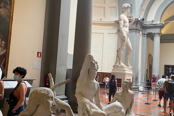 Florence: Discover David's Michaelangelo with a guide - Duration and Pacing: One Hour of Focused Art Viewing