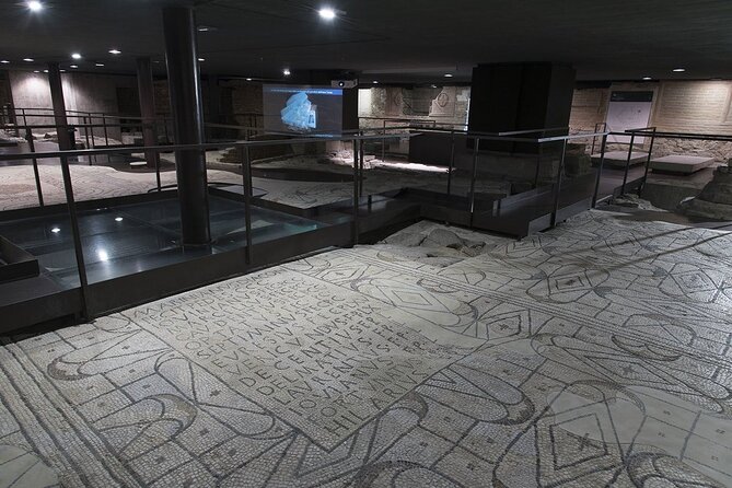 Florence Duomo Cathedral Crypt, Baptistry and Museum Entry Ticket - Easy Access at the Meeting Point in Florences Piazza del Capitolo