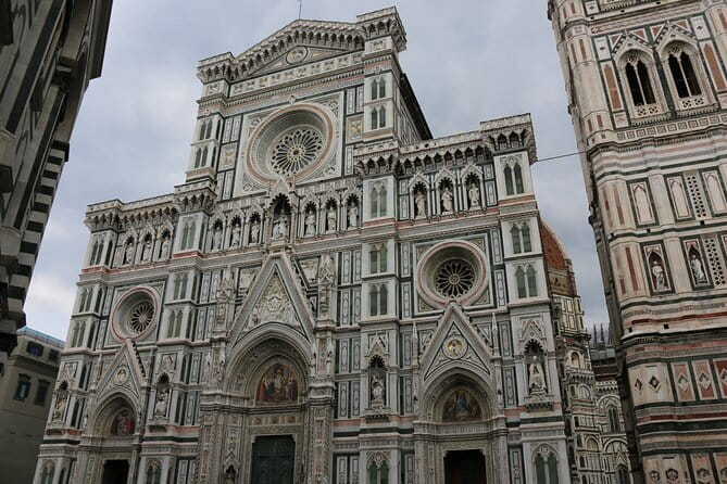 Florence: Duomo Florence Cathedral Guided Tour - Meet at the Lindt Chocolate Shop in Florences Piazza del Duomo