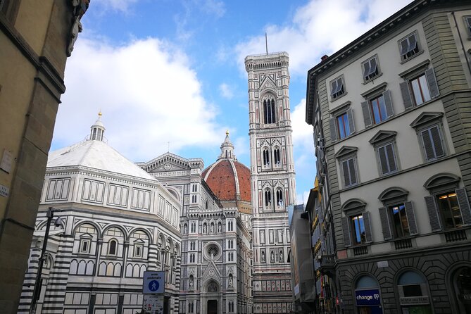Florence Duomo Skip-Any-Line Guided Tour with Priority Entrance - The Guide: Knowledge, Style, and Engagement