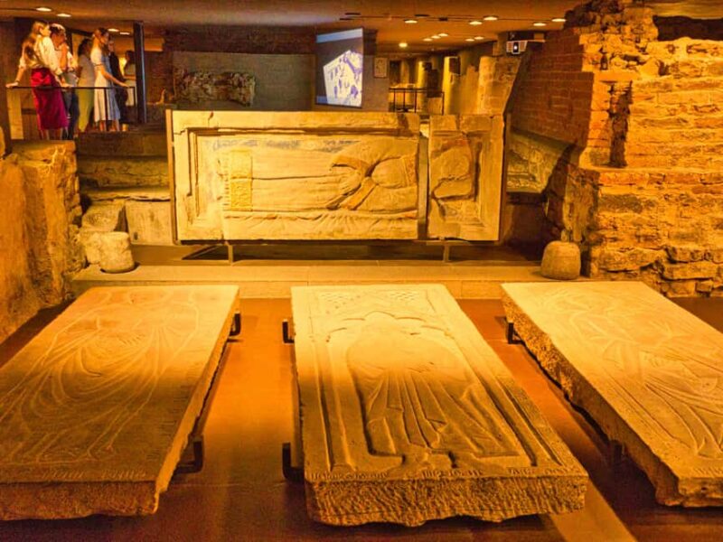 Florence: Duomo Tour with Brunelleschis Dome Climb & Access - The Guide’s Role and Tour Pacing