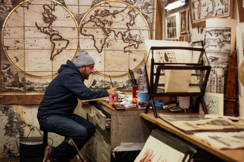 Florence: Family-Friendly Private Tour - Crossing the Iconic Ponte Vecchio