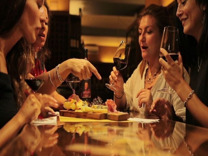 Florence Foodies Tour: Savor Tuscan Flavors & Fine Wine - Authentic Gelato and Finishing Touches