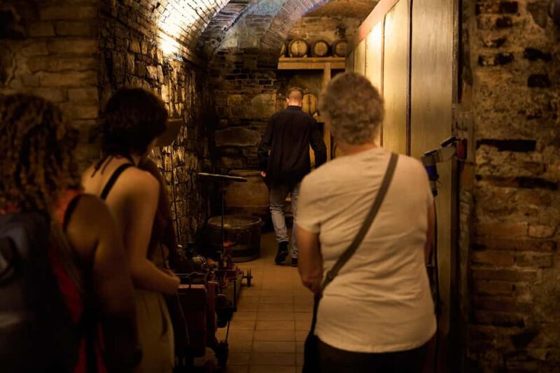 Florence: Great Chianti Wine and Olive Oil Trail with Lunch - Exploring Greve in Chianti