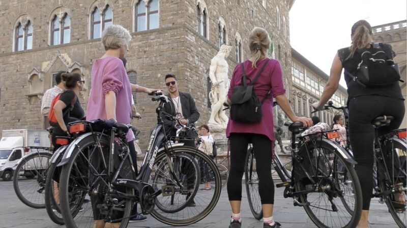 Florence: Guided Bike Tour with Piazzale Michelangelo - Key Points