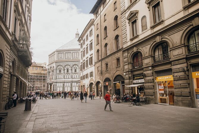Florence in a Day: Michelangelo's David, Uffizi and Guided City Walking Tour - Walking Through Florence’s Architectural Marvels