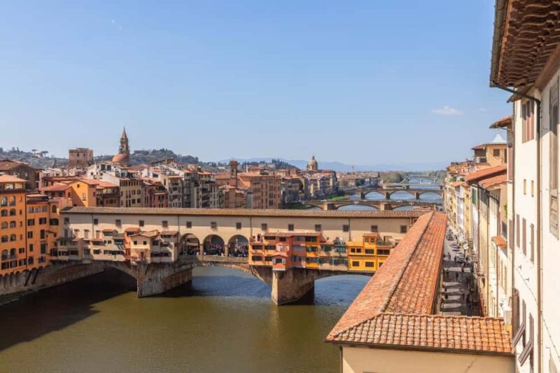Florence: In the footsteps of the Medici with a Local - Fascinating Stories and Local Insights from the Guide