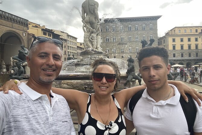 Florence Inferno Quest: Dantes Haunted Trail Adventure - Starting Point: Piazza della SS. Annunziata