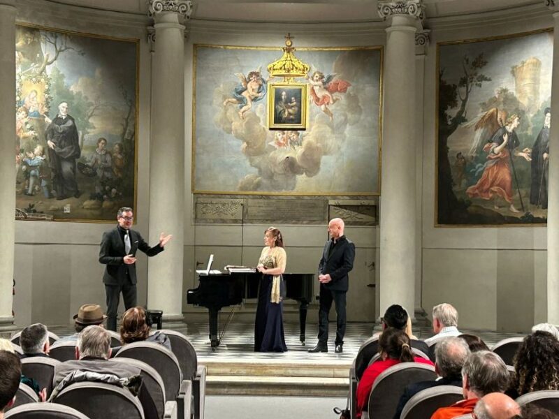 Florence: Italian Opera - Starting the Evening at Zeffirelli Concert Hall